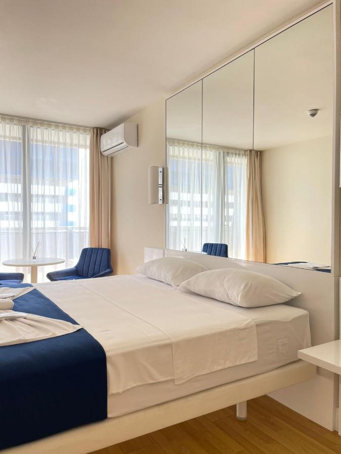 Orbi City Batumi Aparthotel Eksteriør billede